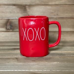 RAE DUNN XOXO MUG
